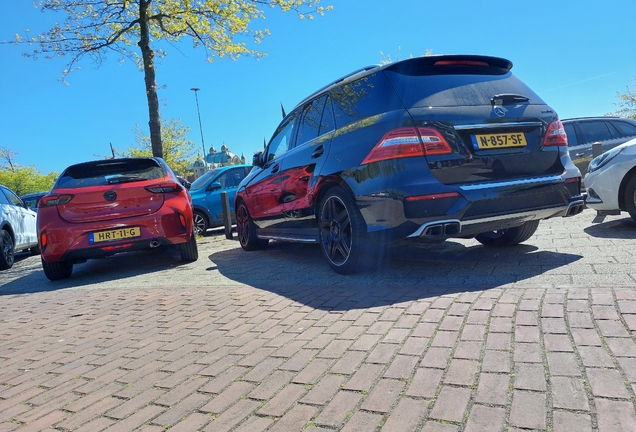Mercedes-Benz ML 63 AMG W166