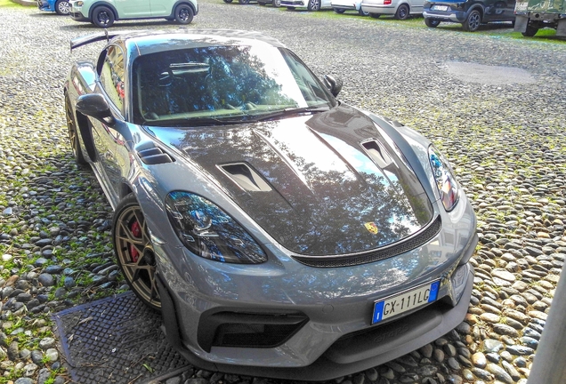 Porsche 718 Cayman GT4 RS Weissach Package