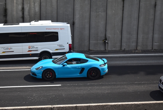 Porsche 718 Cayman GTS
