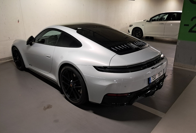 Porsche 992 Carrera 4 GTS MkII