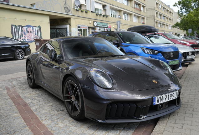 Porsche 992 Carrera 4 GTS MkII
