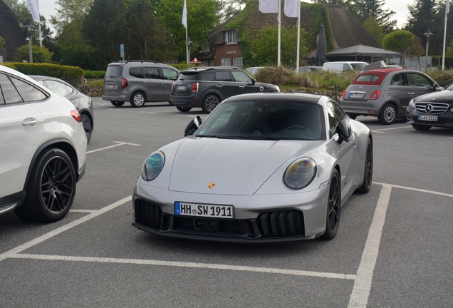Porsche 992 Carrera 4 GTS MkII