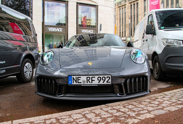 Porsche 992 Carrera 4 GTS MkII