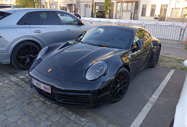 Porsche 992 Carrera 4S MkI