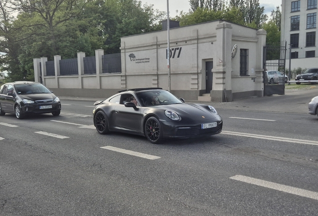 Porsche 992 Carrera 4S MkI
