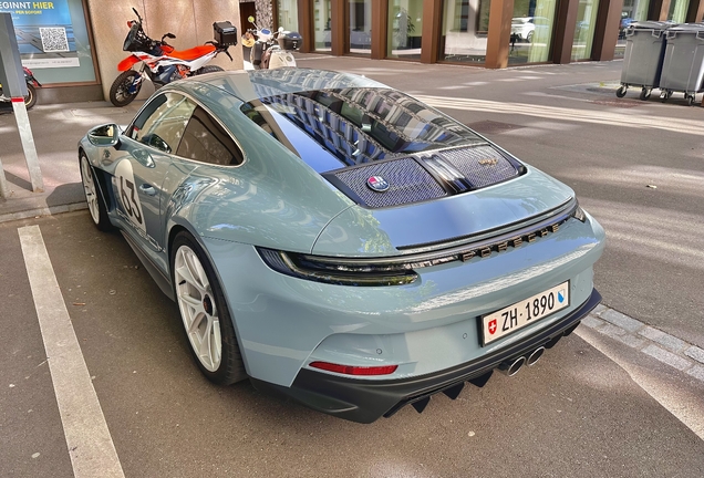 Porsche 992 S/T