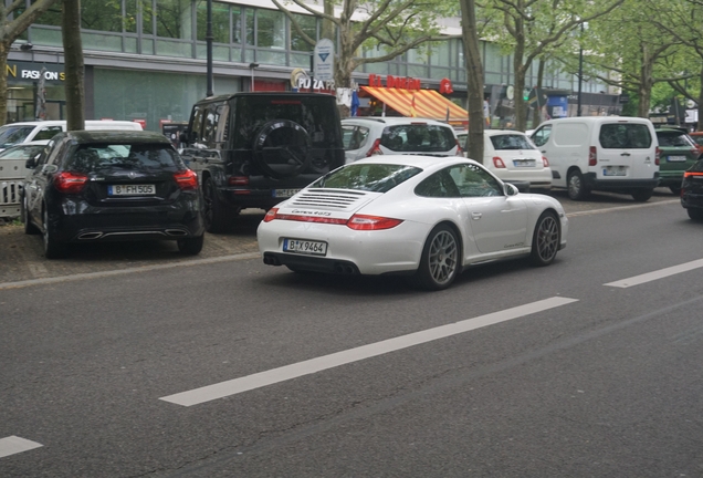Porsche 997 Carrera 4 GTS
