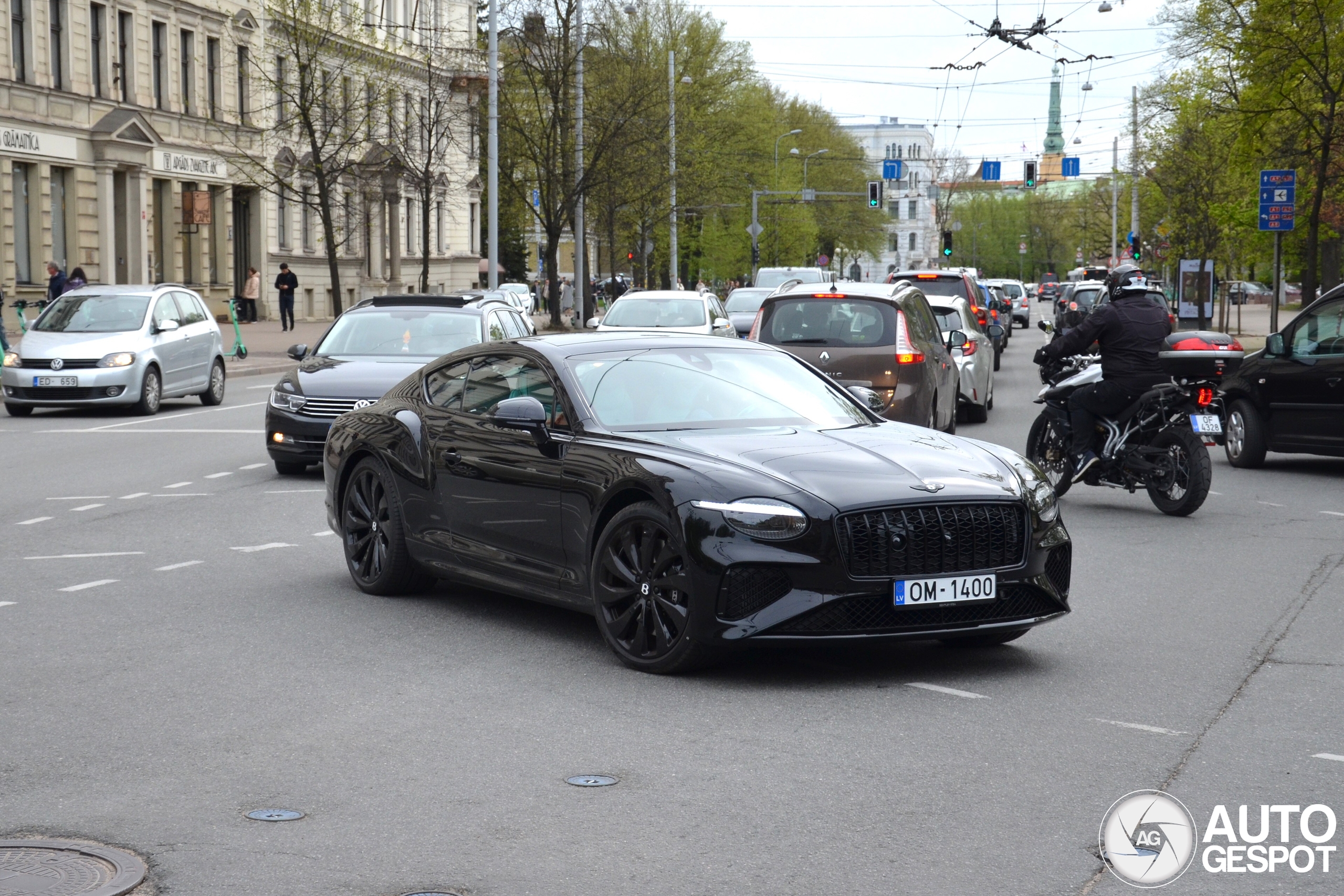 Bentley Continental GT Azure 2025