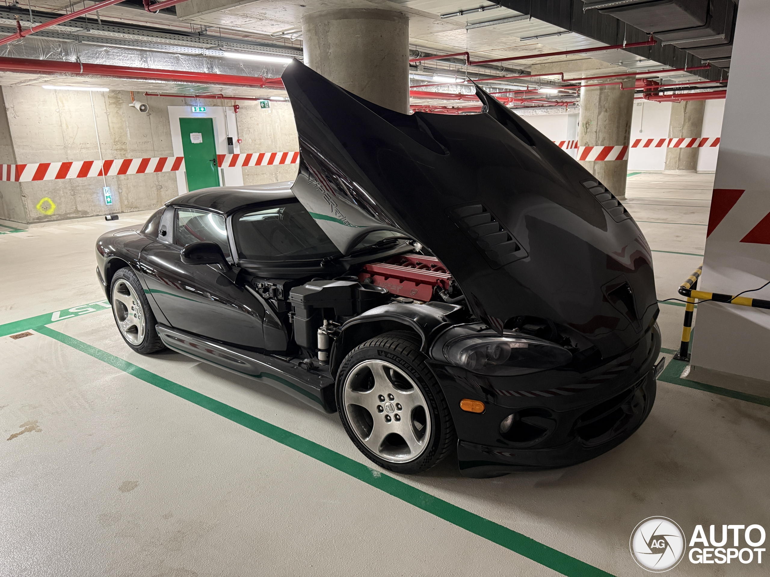 Dodge Viper RT/10 1996