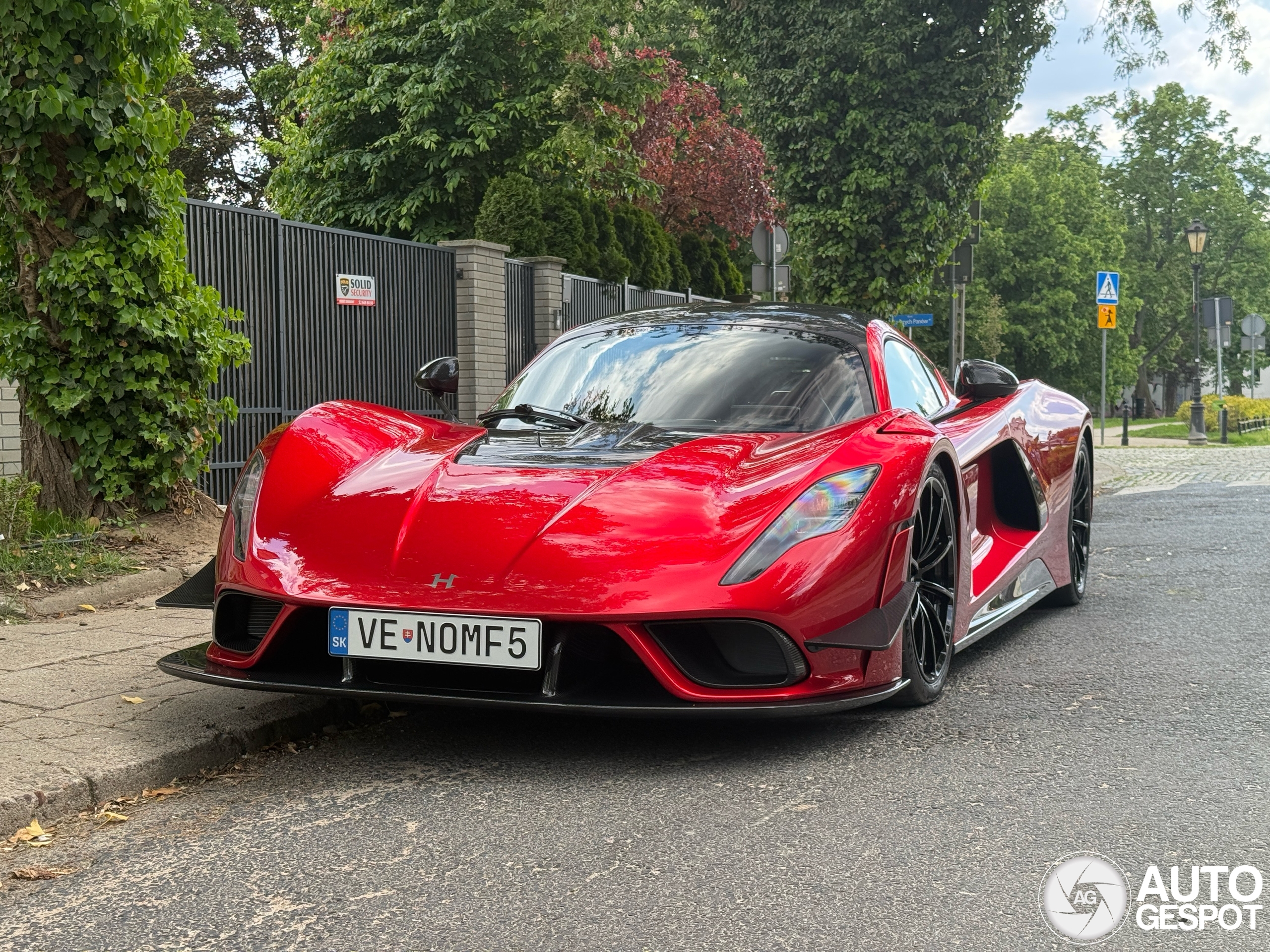 Hennessey Venom F5 met Evolution Package gespot in Warschau