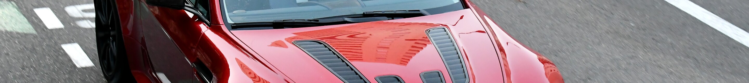 Aston Martin V12 Vantage S Roadster