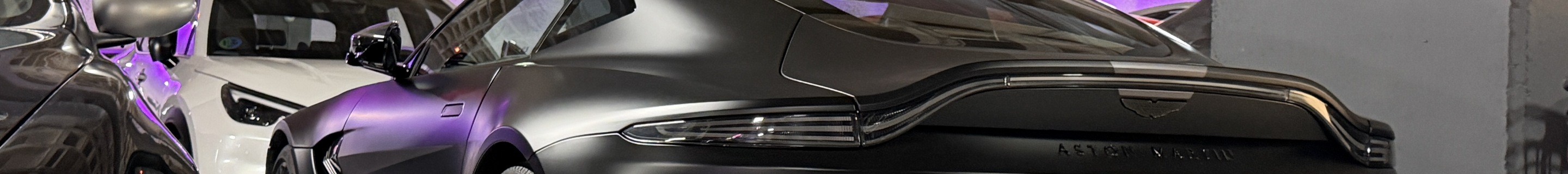 Aston Martin V8 Vantage Formula 1 Edition