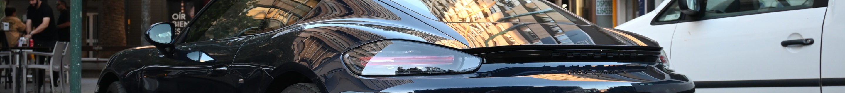 Porsche 718 Cayman S