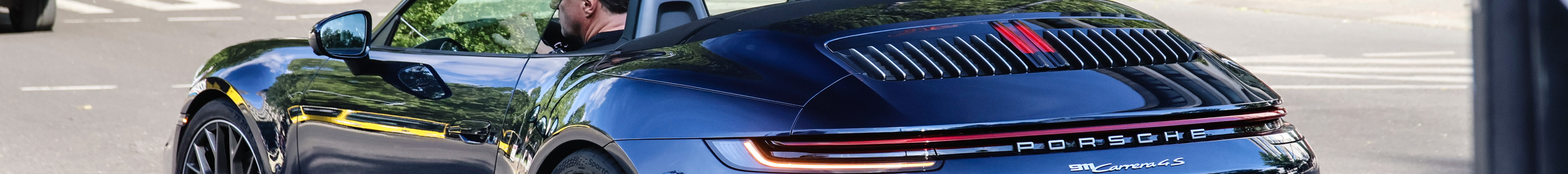 Porsche 992 Carrera 4S Cabriolet MkI