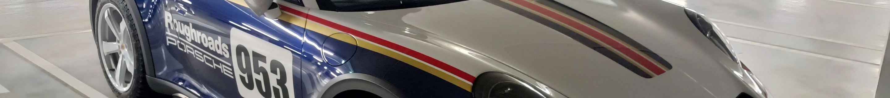 Porsche 992 Dakar