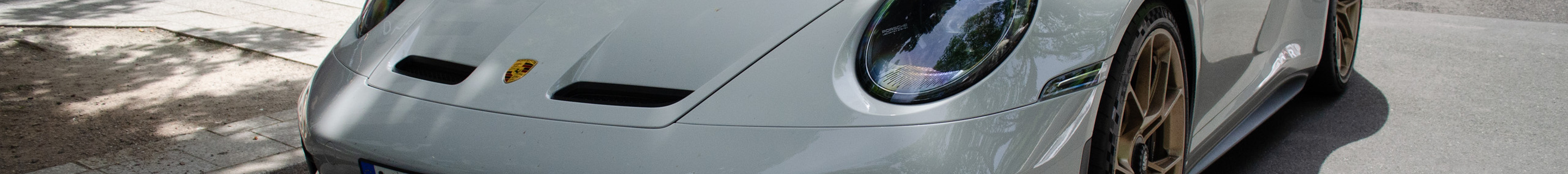 Porsche 992 GT3 Touring MkI