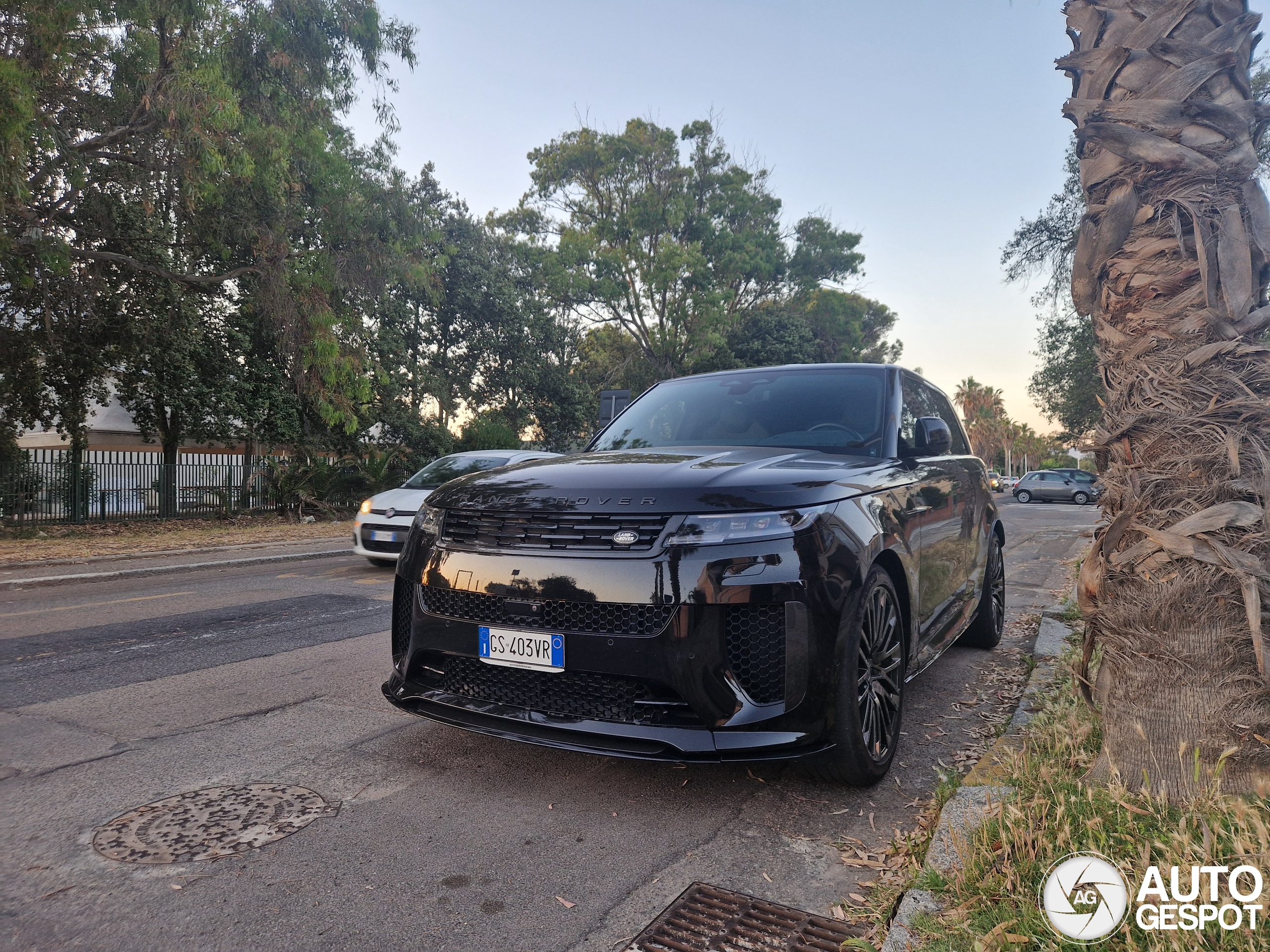 Range Rover Sport SV 2026 - 23 May 2026 - Autogespot