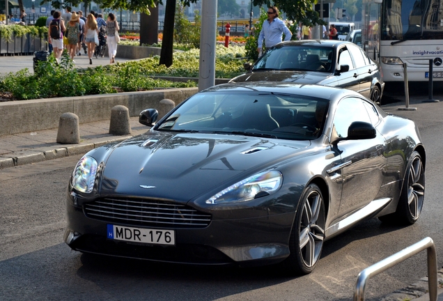 Aston Martin Virage 2011
