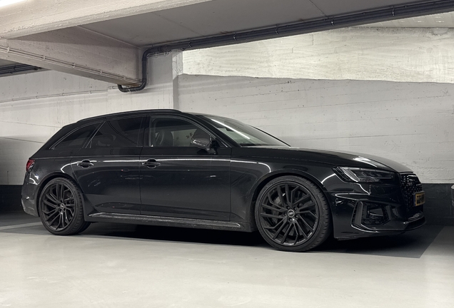 Audi RS4 Avant B9