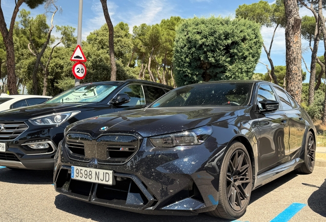 BMW M5 G90