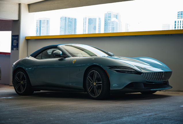 Ferrari Roma Spider