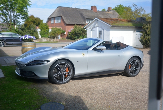 Ferrari Roma Spider