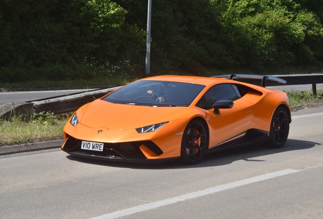 Lamborghini Huracán LP640-4 Performante