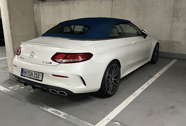 Mercedes-AMG C 63 S Convertible A205 Ocean Blue Edition