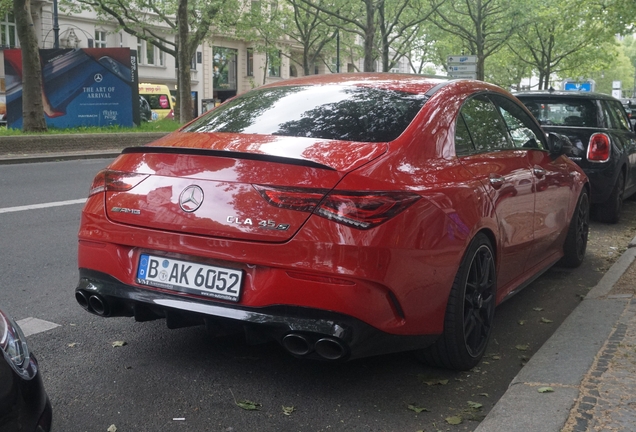 Mercedes-AMG CLA 45 S C118