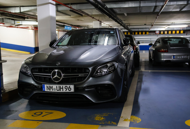 Mercedes-AMG E 63 S W213