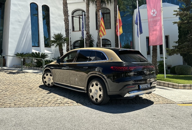 Mercedes-Maybach EQS 680 SUV