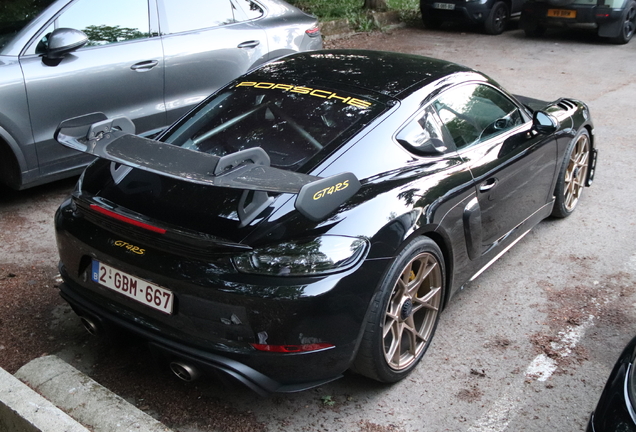 Porsche 718 Cayman GT4 RS Weissach Package