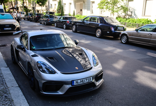 Porsche 718 Cayman GT4 RS Weissach Package