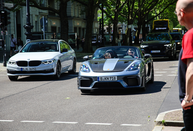Porsche 718 Spyder RS Weissach Package
