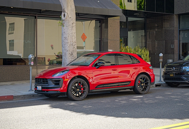 Porsche 95B Macan GTS MkIII