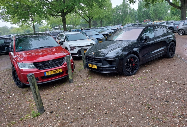 Porsche 95B Macan GTS MkIII