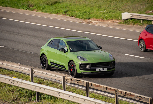 Porsche 95B Macan GTS MkIII