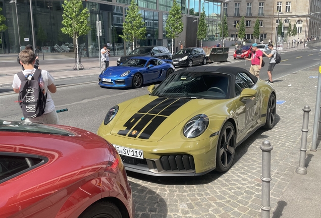 Porsche 981 Cayman GT4