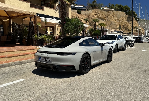 Porsche 992 Carrera 4 GTS MkI