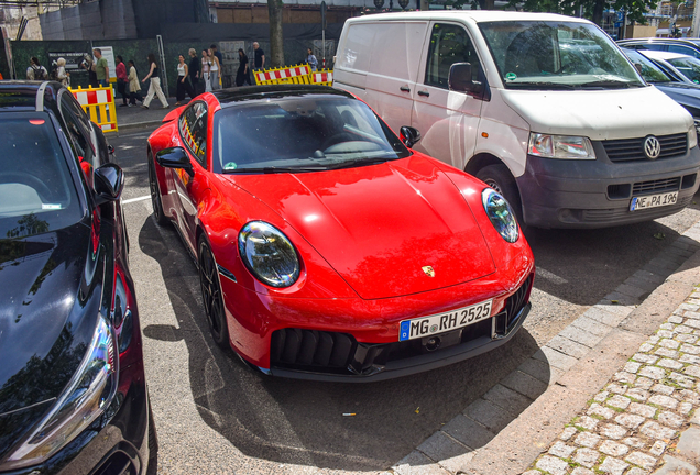 Porsche 992 Carrera GTS MkII