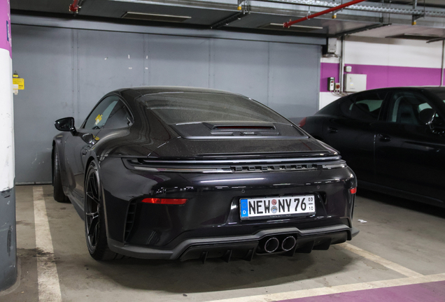 Porsche 992 GT3 Touring MkII