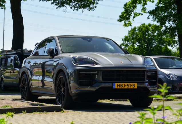 Porsche Cayenne Coupé Turbo E-Hybrid