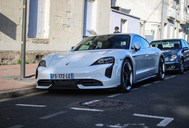 Porsche Taycan Turbo MkI