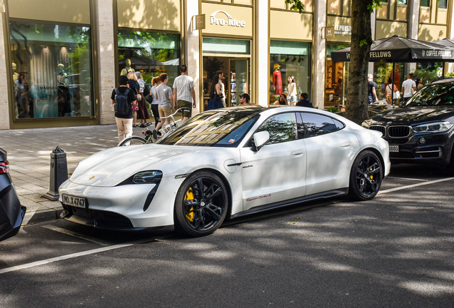 Porsche Taycan Turbo S MkI