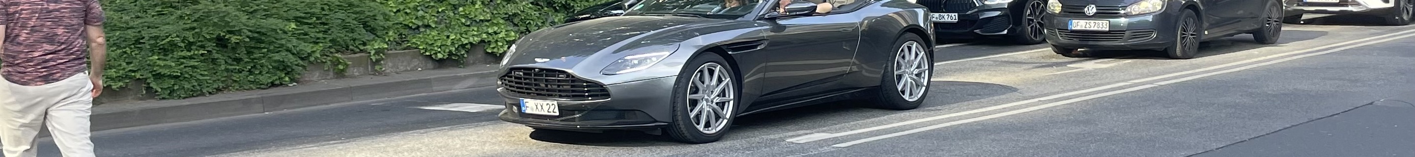 Aston Martin DB11 V8 Volante