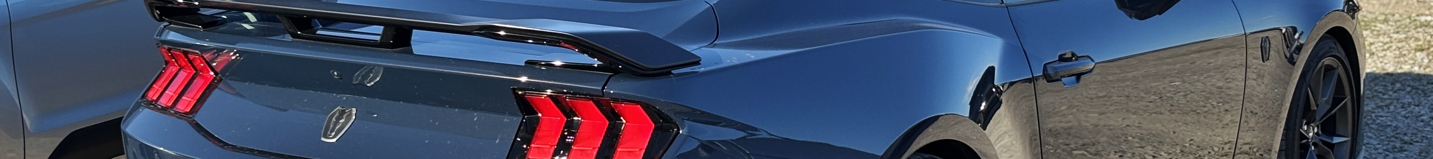 Ford Mustang Dark Horse 2024