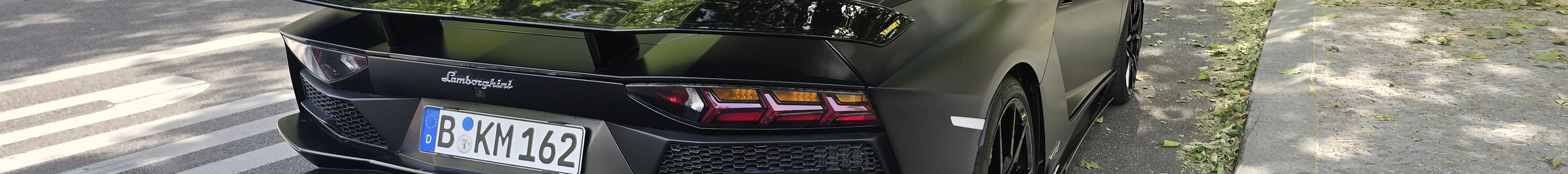 Lamborghini Aventador S LP740-4 Roadster Mansory