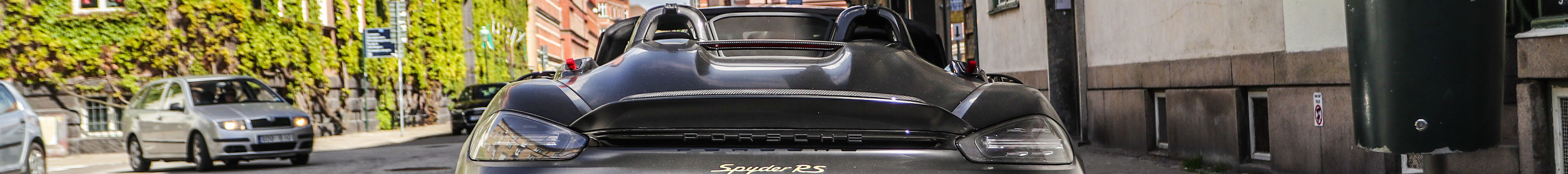 Porsche 718 Spyder RS Weissach Package