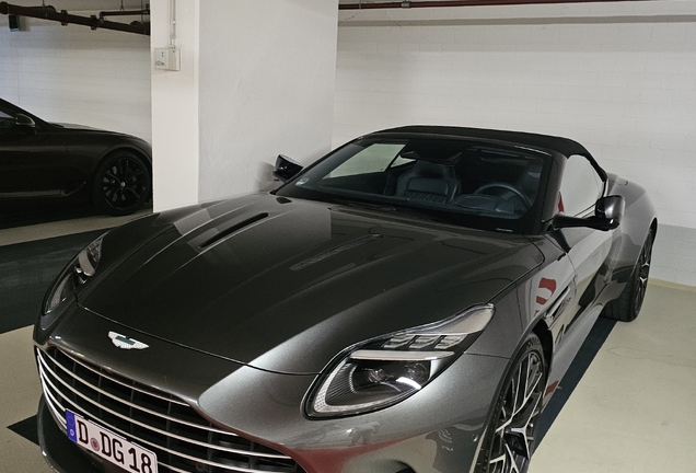 Aston Martin DB12