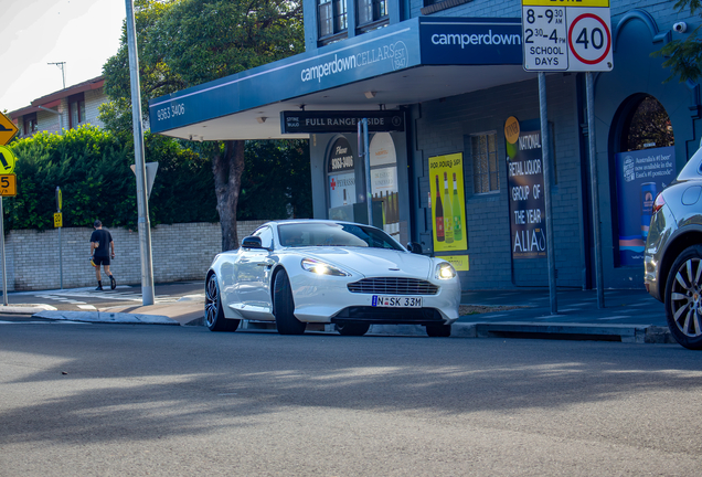 Aston Martin DB9 2015 Carbon White Edition